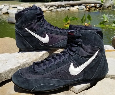 black nike wrestling shoes